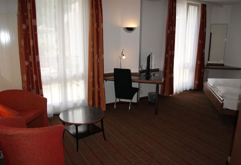 Отель Schweizerhof