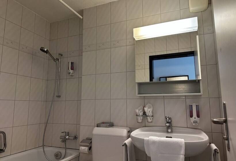 Seehotel Riviera At Lake Lucerne