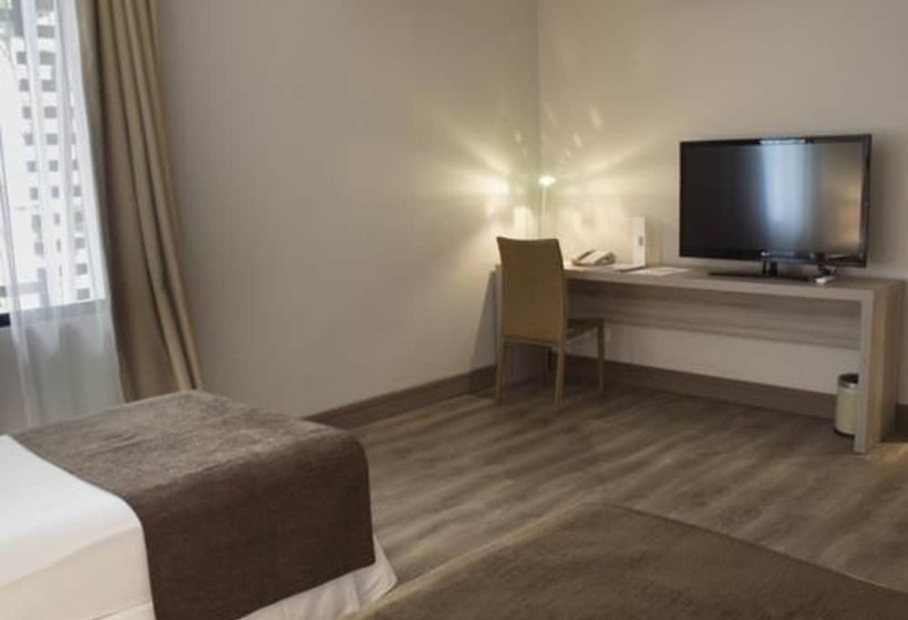 Отель Terrado Arturo Prat