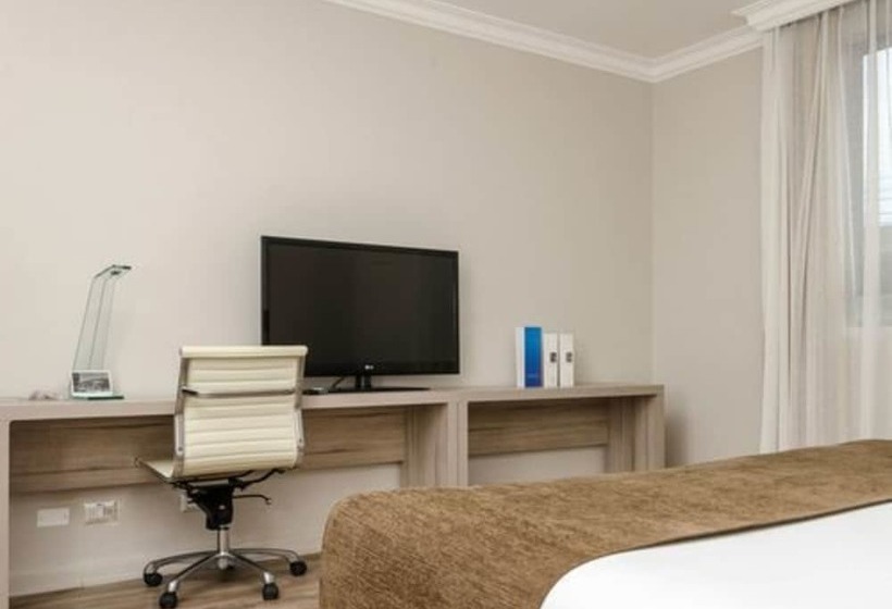 Отель Terrado Arturo Prat