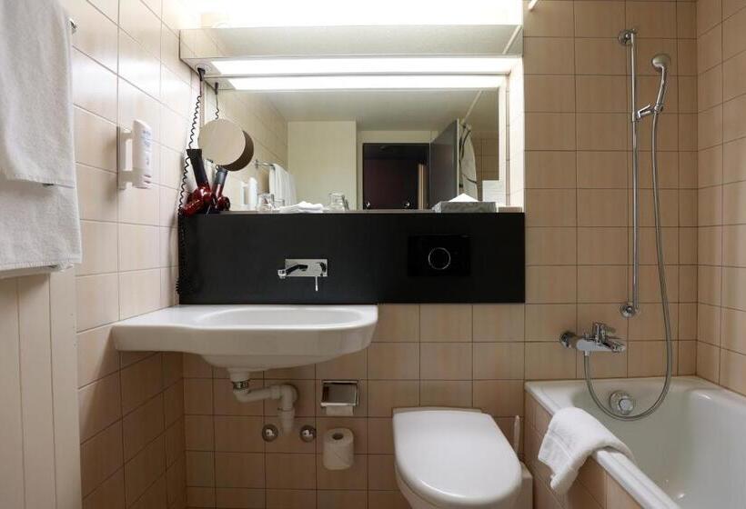 בית מלון כפרי Thurgauerhof Self Check In