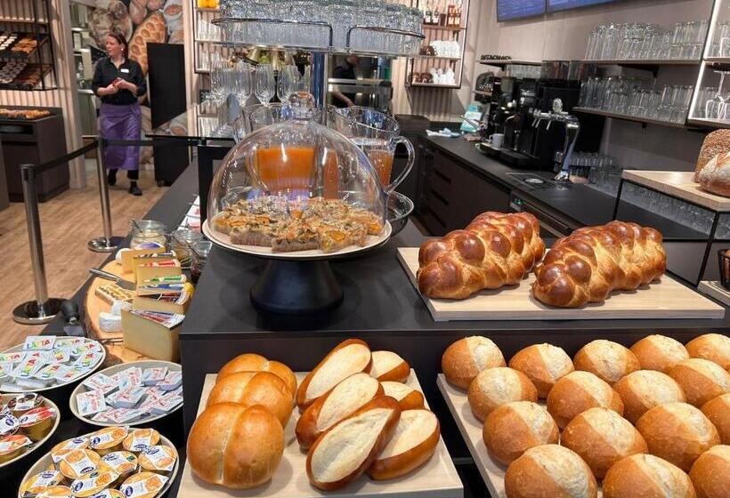 בית מלון כפרי Thurgauerhof Self Check In