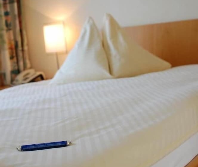 בית מלון כפרי Thurgauerhof Self Check In