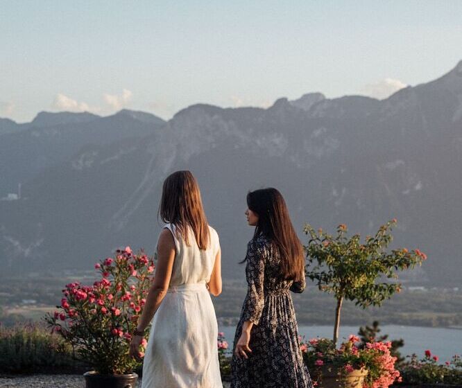 Отель Victoria Glion