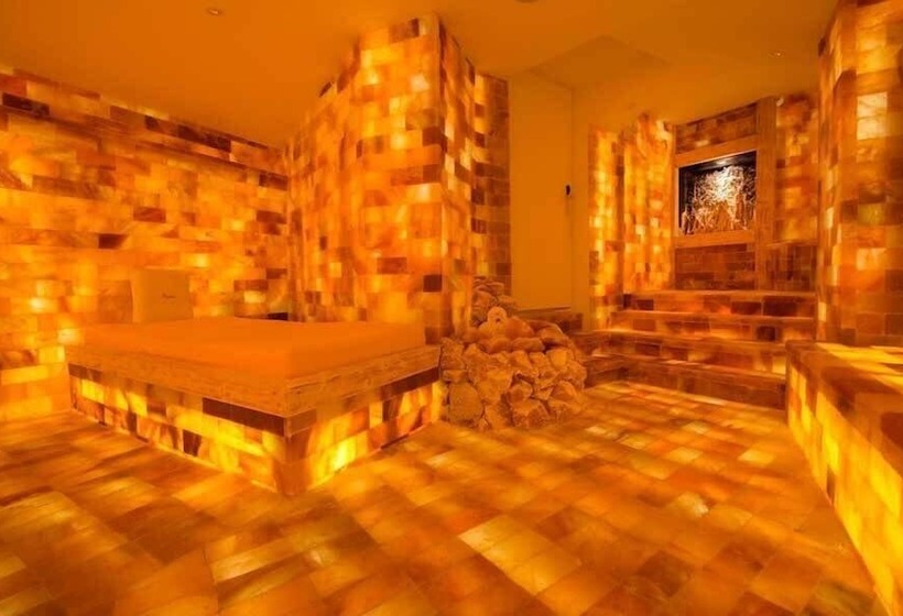 Waldhotel Doldenhorn