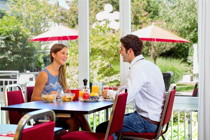 בית מלון כפרי Wartmann Am Bahnhof