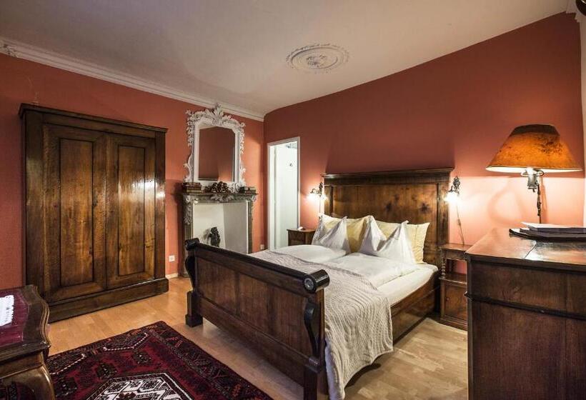 Swiss Historic Hotel Villa Carona