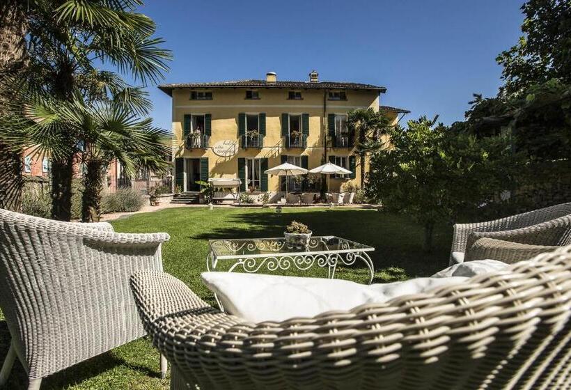 Swiss Historic Hotel Villa Carona