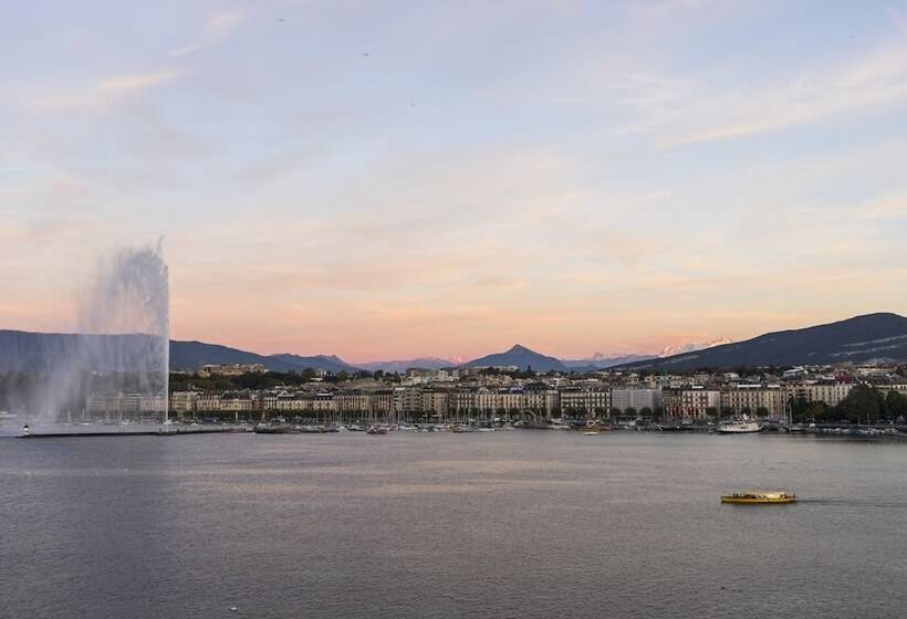 The Ritz Carlton Hotel De La Paix, Geneva