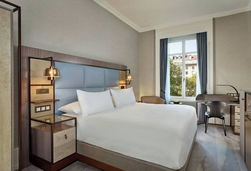 The Ritz Carlton Hotel De La Paix, Geneva