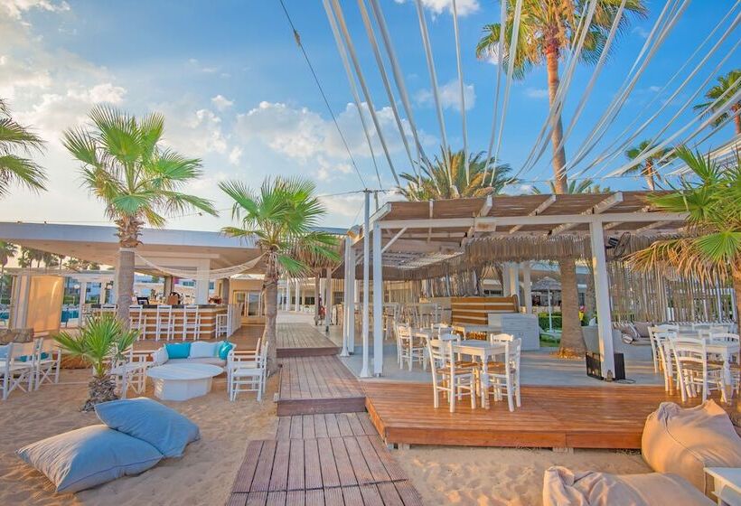 Dome Beach Marina Hotel & Resort