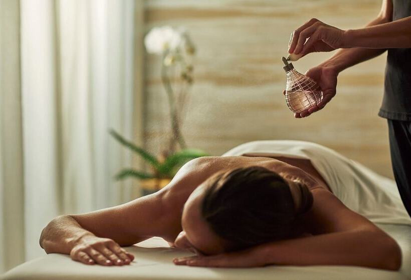 Four Seasons Hotel Bogota