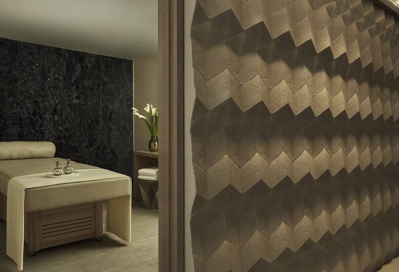 Four Seasons Hotel Bogota