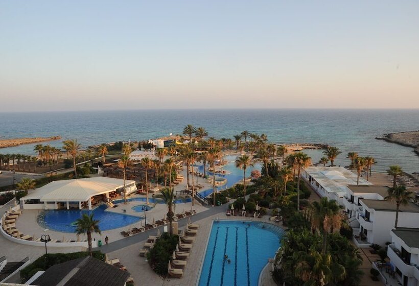 Adams Beach Hotel & Spa