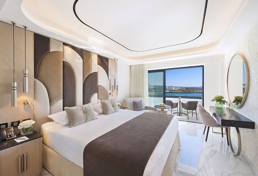 Adams Beach Hotel & Spa