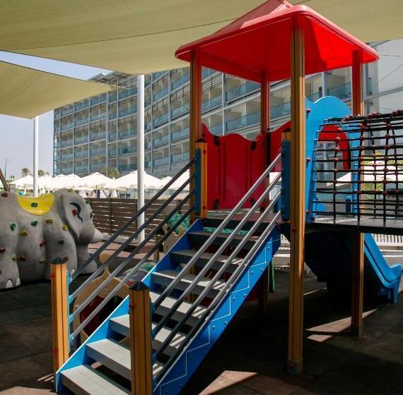 فندق Asterias Beach