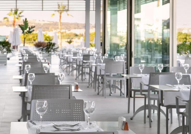 فندق Asterias Beach