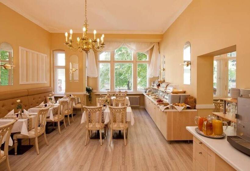 هتل Augusta Am Kurfürstendamm