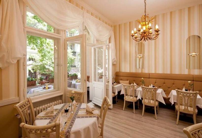 هتل Augusta Am Kurfürstendamm