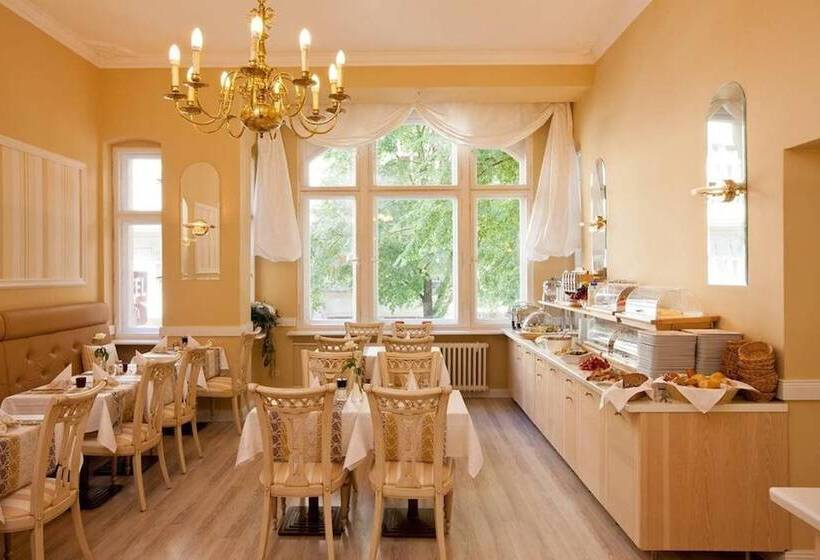 هتل Augusta Am Kurfürstendamm