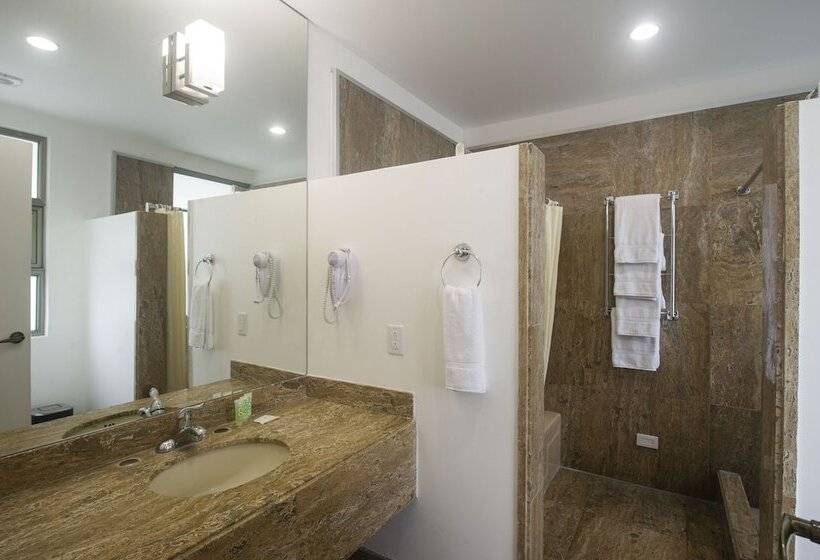 Balmoral Hotel San José Cr, Historic District