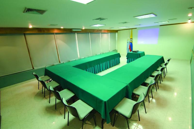 Отель Be La Sierra