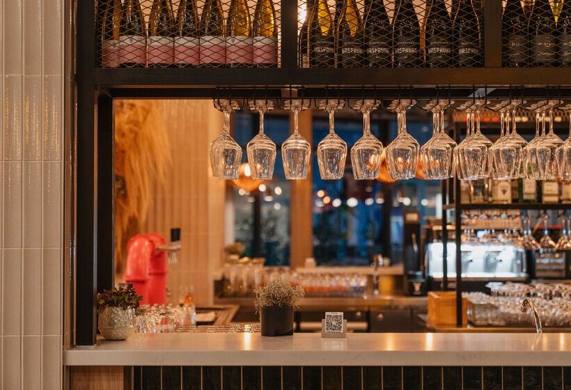 هتل Berlin, Berlin, A Member Of Radisson Individuals