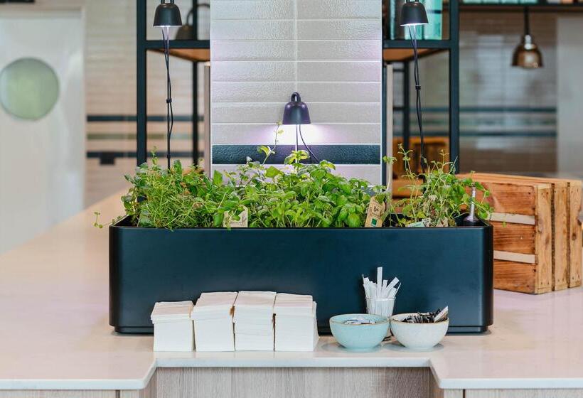 هتل Berlin, Berlin, A Member Of Radisson Individuals