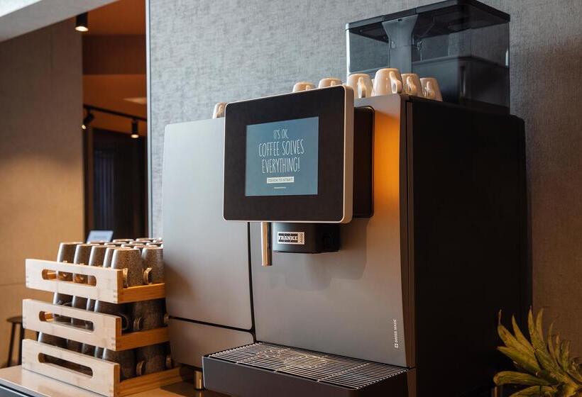 هتل Berlin, Berlin, A Member Of Radisson Individuals