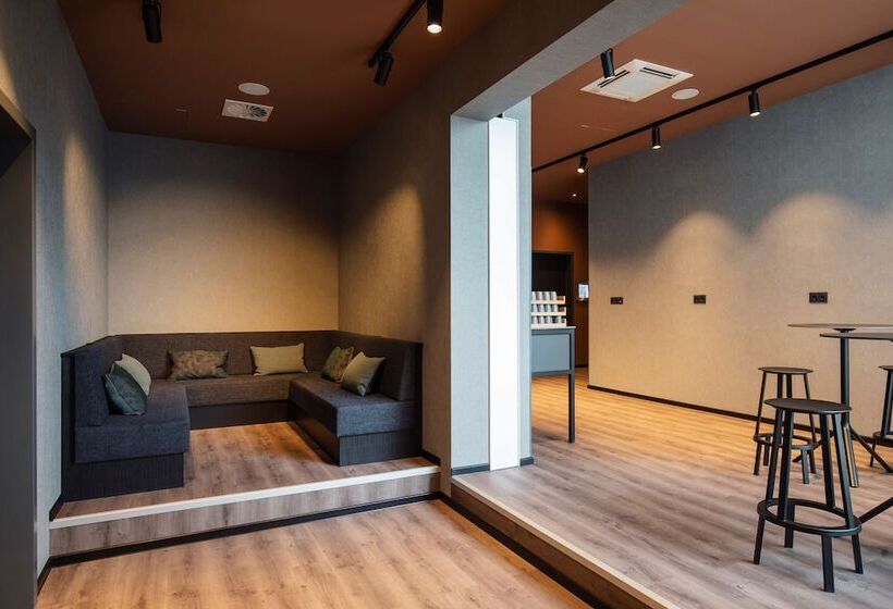 هتل Berlin, Berlin, A Member Of Radisson Individuals