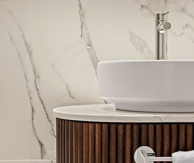 هتل Bristol Berlin