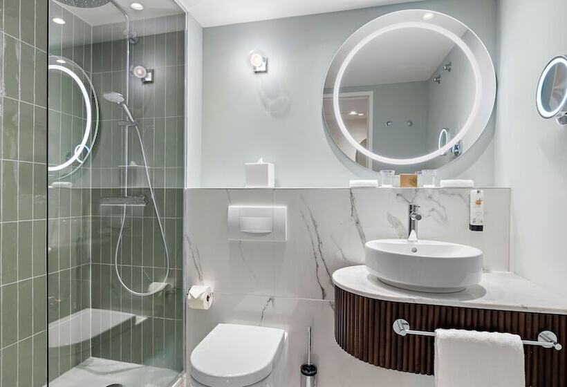 هتل Bristol Berlin