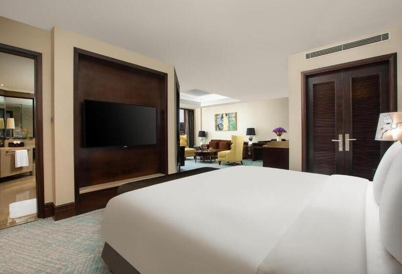 Xiamen C&d Hotel Free Welcome Snacks Oasis Garden