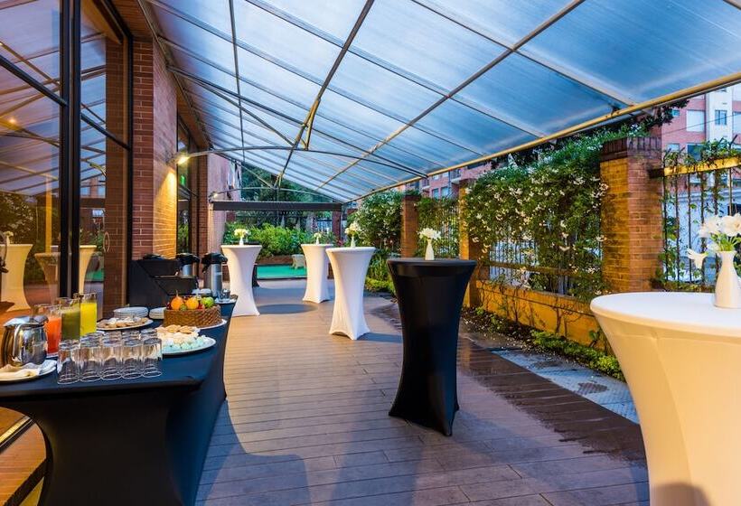 Cosmos 100 Hotel & Centro De Convenciones Hoteles Cosmos