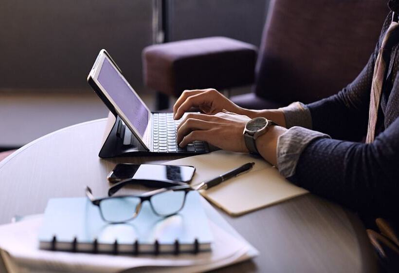 هتل Crowne Plaza Berlin City Centre Ku Damm, An Ihg