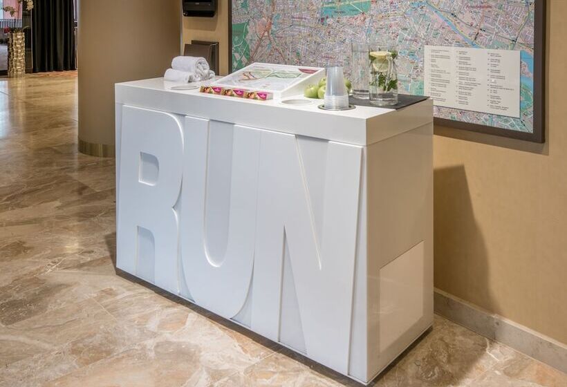 هتل Crowne Plaza Berlin City Centre Ku Damm, An Ihg