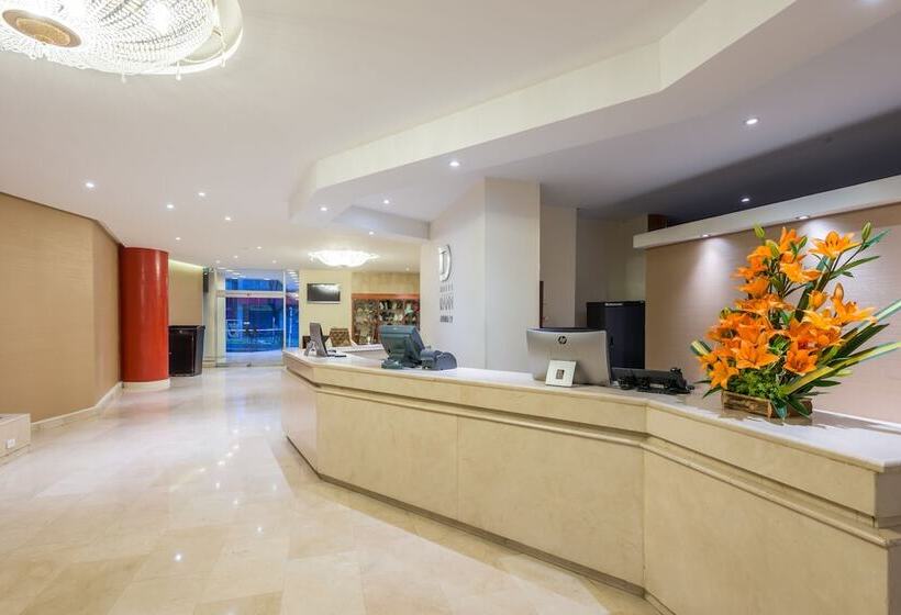 Отель Dann Av. 19