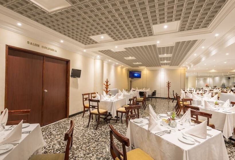 Отель Dann Av. 19