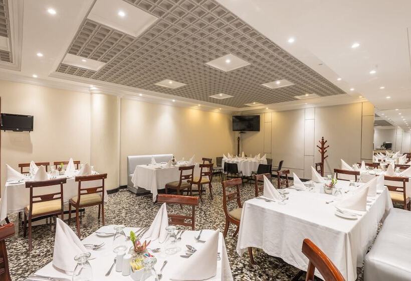 Отель Dann Av. 19