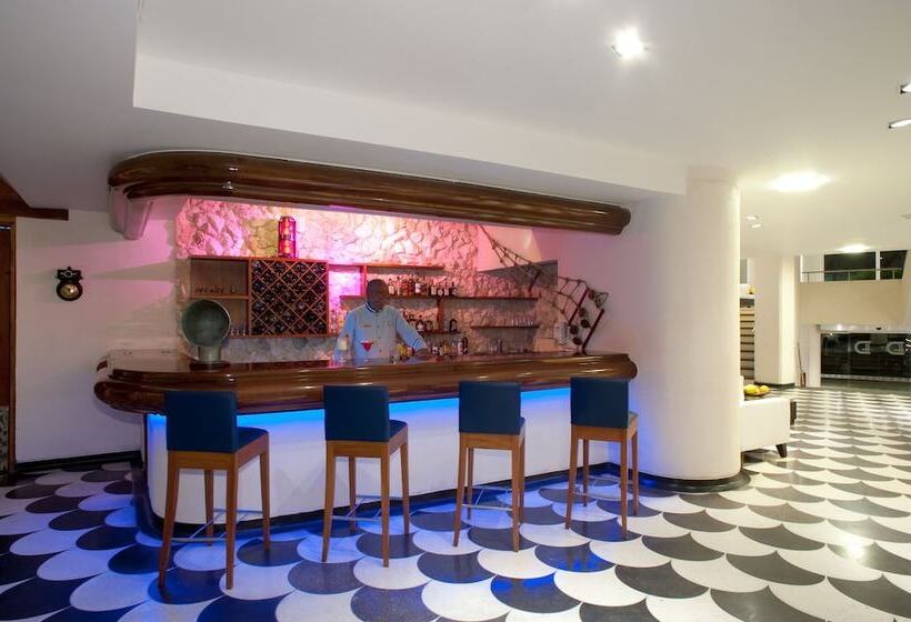 호텔 Dann Cartagena