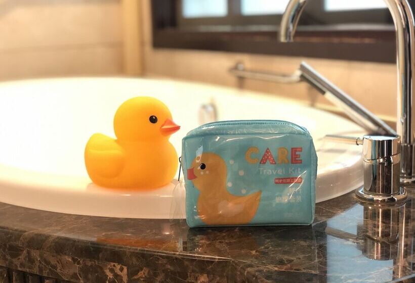 Dong Fang Hotel Guangzhou