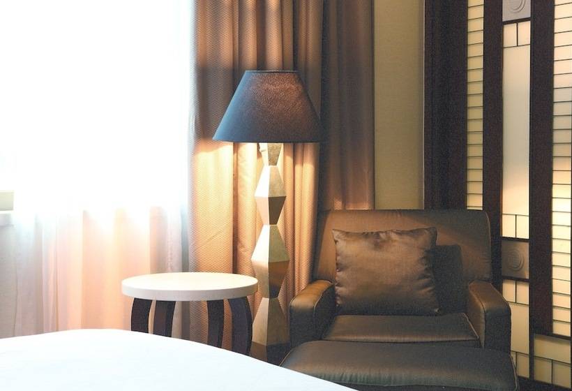 Dong Fang Hotel Guangzhou