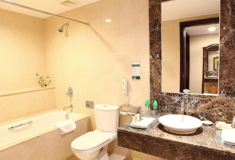 Dong Fang Hotel Guangzhou