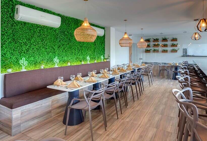 فندق Dorado Plaza Bocagrande