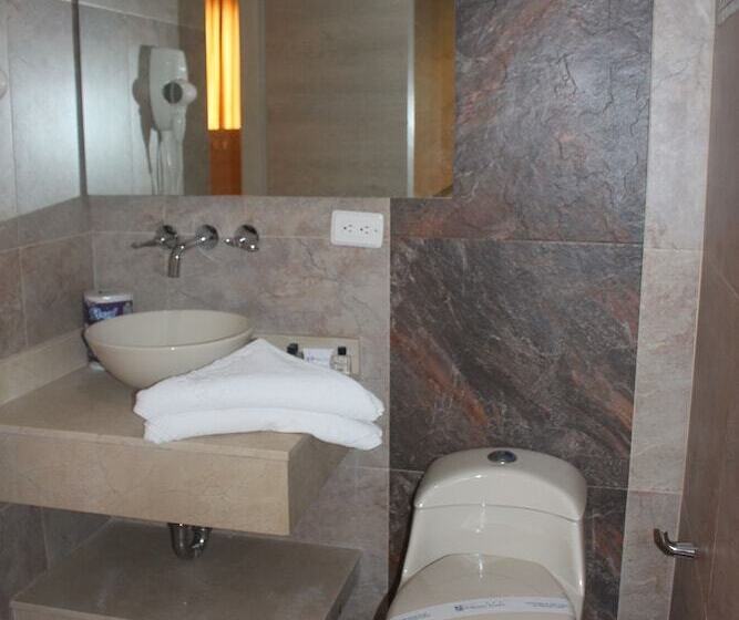 فندق Dorado Plaza Bocagrande