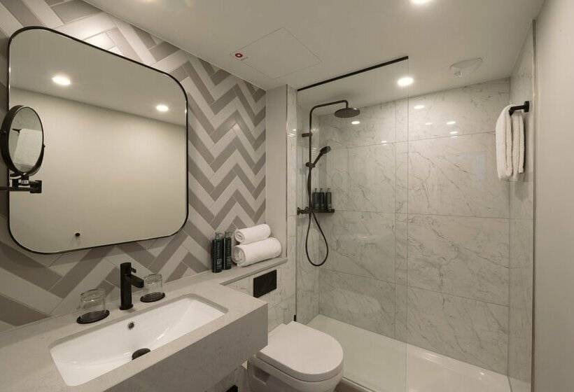 هتل Doubletree By Hilton Berlin Ku Damm