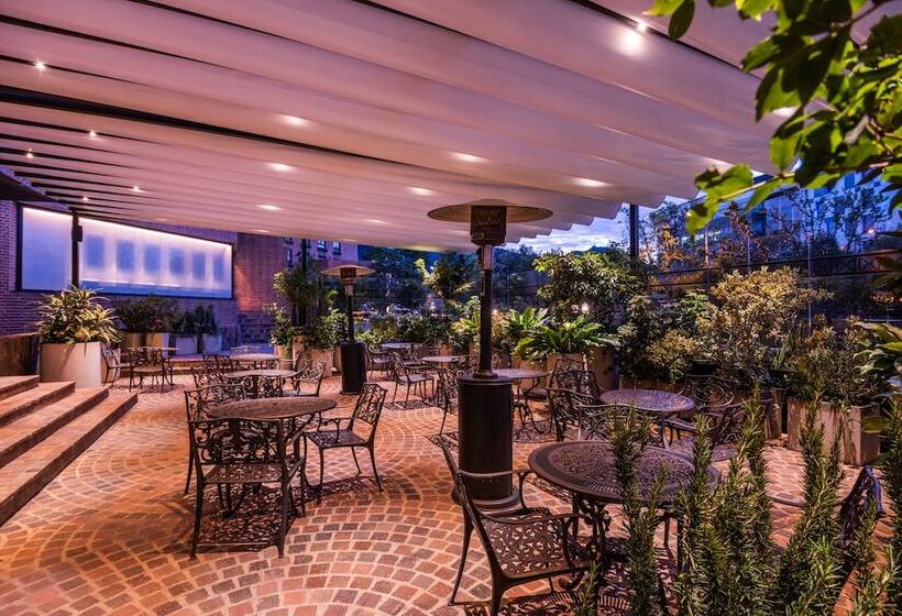 هتل Estelar La Fontana