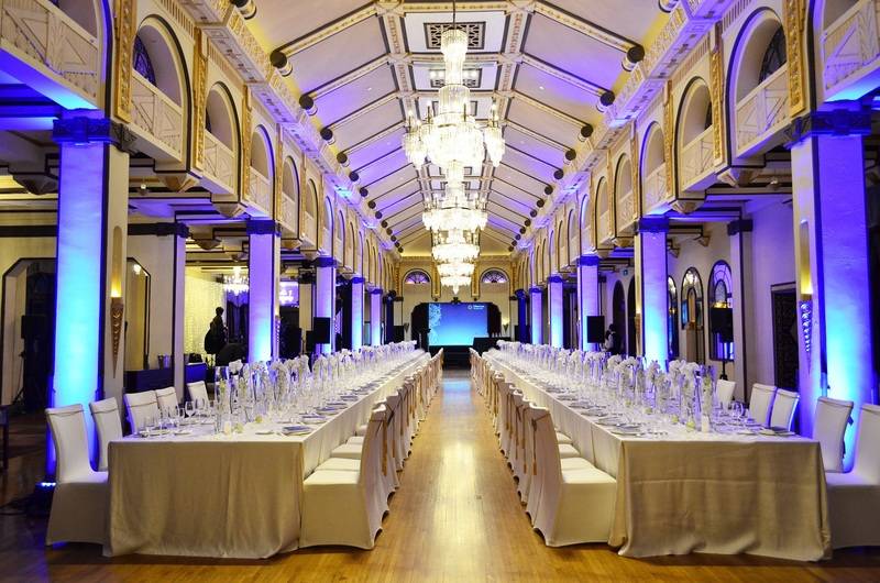 Fairmont Peace Hotel On The Bund