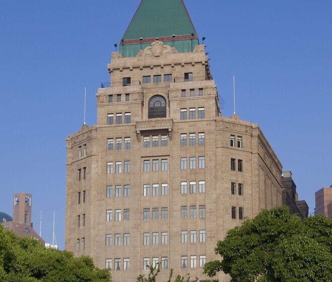 Fairmont Peace Hotel On The Bund