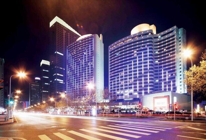 Furama Hotel Dalian